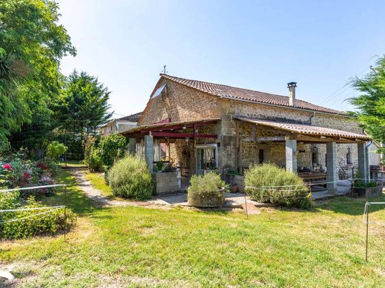 Maison 4 pièces 236 m² — photo 1