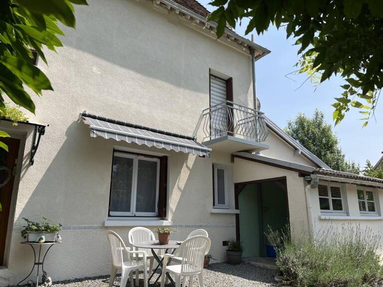 Maison de bourg de 7 pièces principales — photo 1
