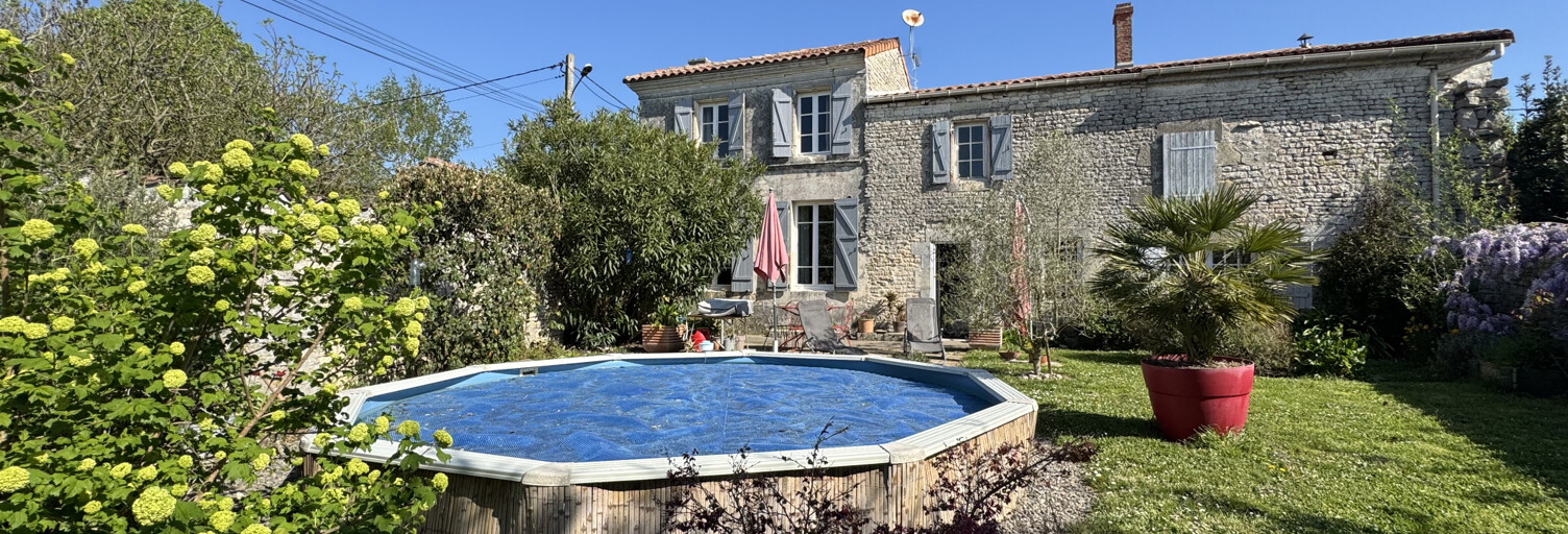 Maison 4 Pièces 117 m² à vendre à Courbillac (16200)