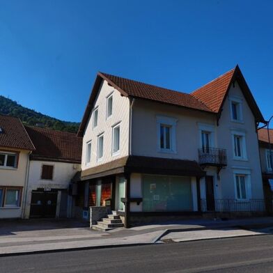 Maison 15 pièces 160000 €