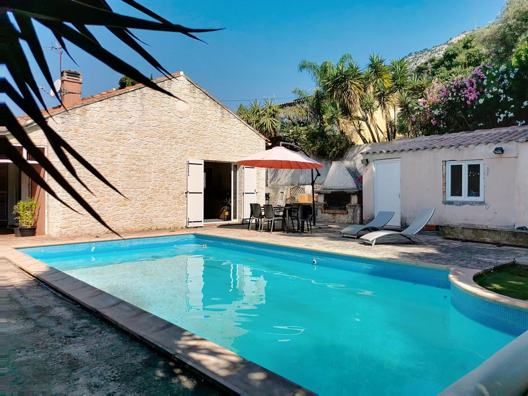 Photo Belle opportunité à vendre : Maison individuelle de 130m² environ, Parcelle 865 m², Piscine et Studio à l'Est de TOULON-Ortolan image 4/4