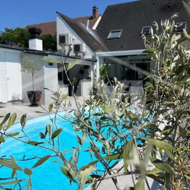 Maison 6 pièces 570000 €