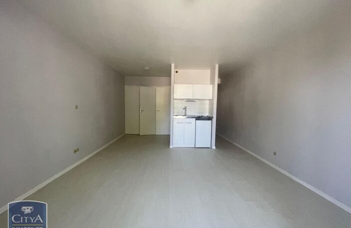 Vente appartement 1 pièce 30 m² Poitiers (86000) — photo 2