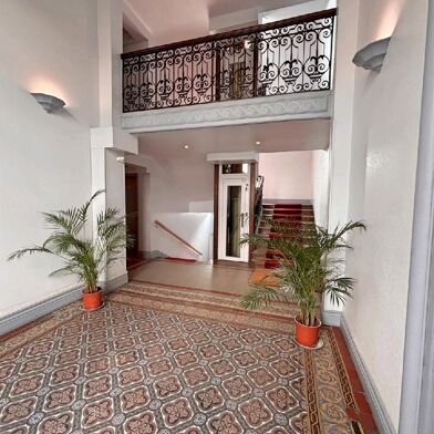 Appartement 1 pièces 278200 €