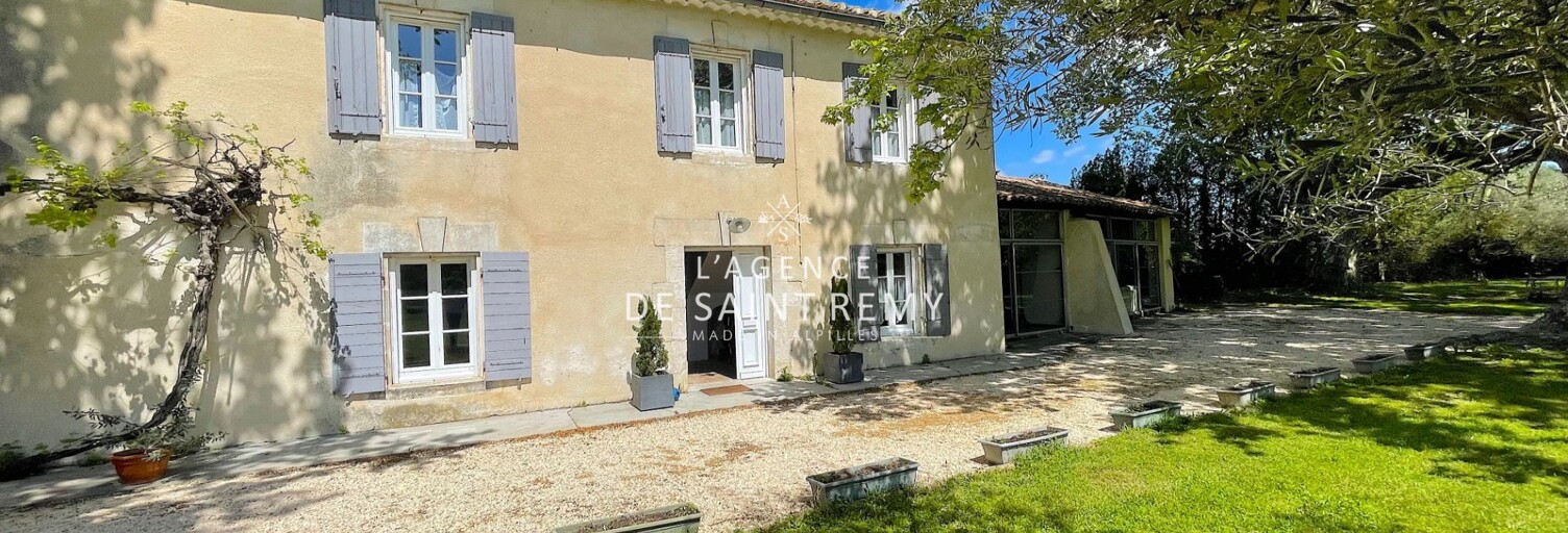 Maison 8 Pièces 160 m² à vendre à Mollégès (13940)