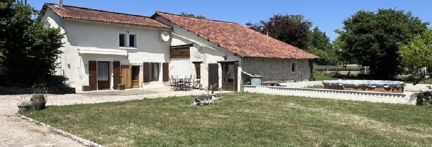 Maison 4 Pièces 137 m² à vendre à Civray (86400)