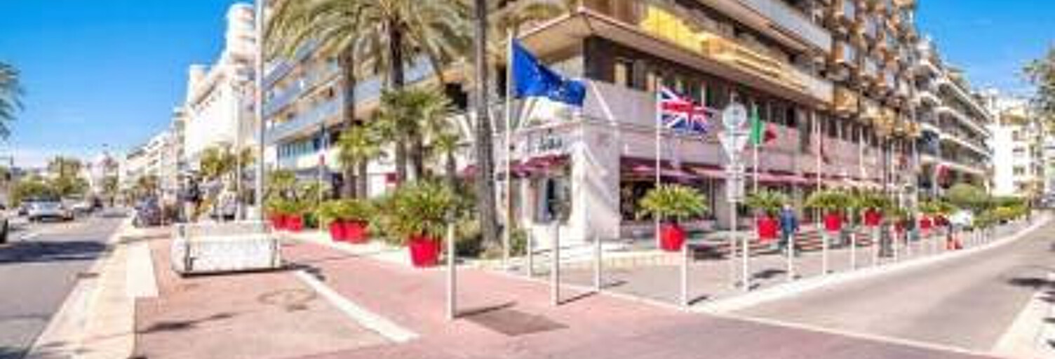 Garage   m² à louer à Nice (06000)