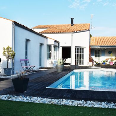 Maison 5 pièces 589000 €