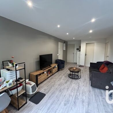 Appartement 7 pièces 245000 €