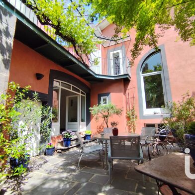 Maison 9 pièces 579900 €