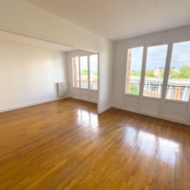 Appartement 4 pièces 140000 €