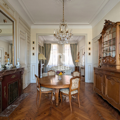 Maison 8 pièces 322000 €