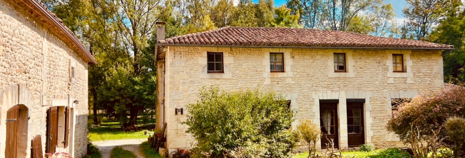 Maison 6 Pièces 200 m² à vendre à Gurat (16320)