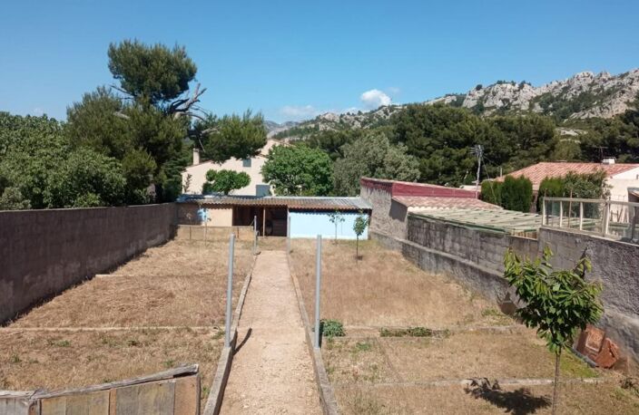 Maison À Vendre T4 Traversante de 105 m² avec jardin de 400 m² vue dégagée secteur Sormiou — photo 3