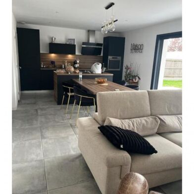 Appartement 1 pièces 550 €