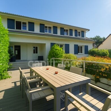 Maison 8 pièces 329000 €