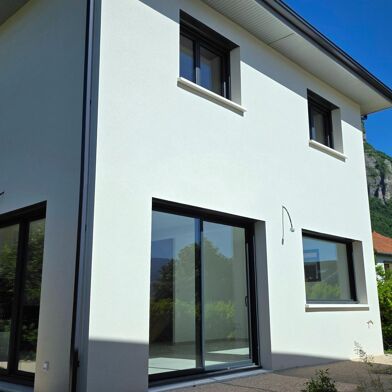 Maison 5 pièces 545000 €