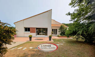 Maison 9 Pièces 200 m² à vendre à Château-Thébaud (44690)