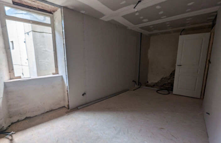 MAISON DE VILLAGE A FINIR DE RENOVER T3 DE 70 M2 AVEC GRENIE — photo 5