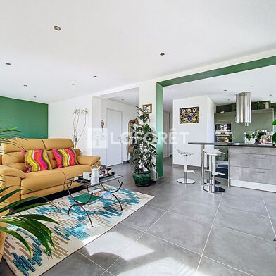 Appartement 5 pièces 199000 €