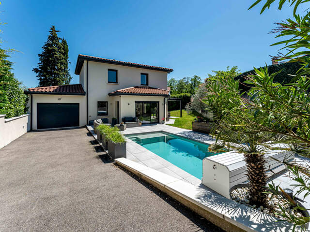 Maison individuelle contemporaine de 141m2 avec garage de 27 — photo du bien
