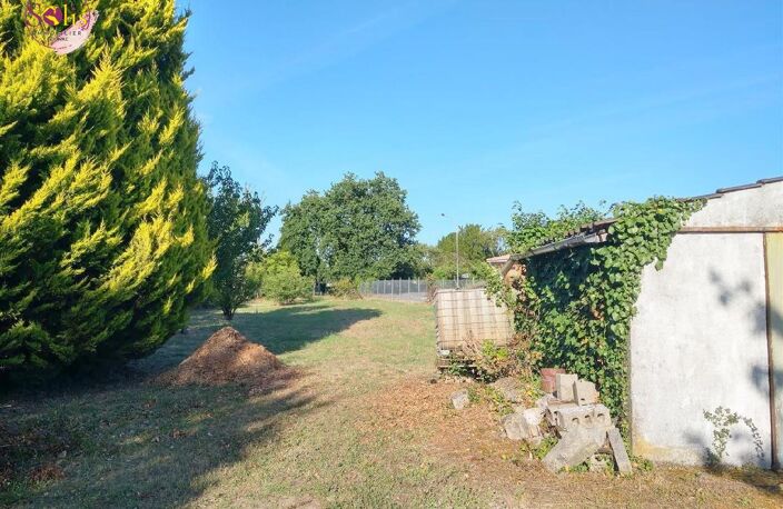 Vente terrain  1101 m² Châteaubernard (16100) — photo 3