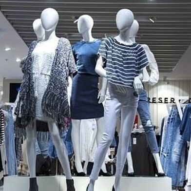 Commerce  125000 €