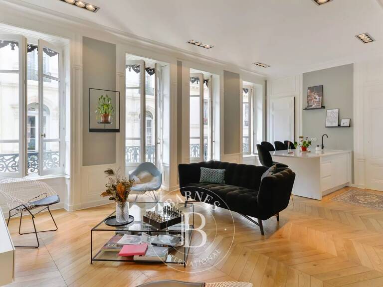 Lyon 2 - Jacobins - Appartement meublé et rénové de 72,03 m² - Balcon - 2 Chambres — photo 1