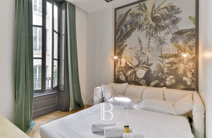 Lyon 2 - Jacobins - Appartement meublé et rénové de 72,03 m² - Balcon - 2 Chambres — photo 4