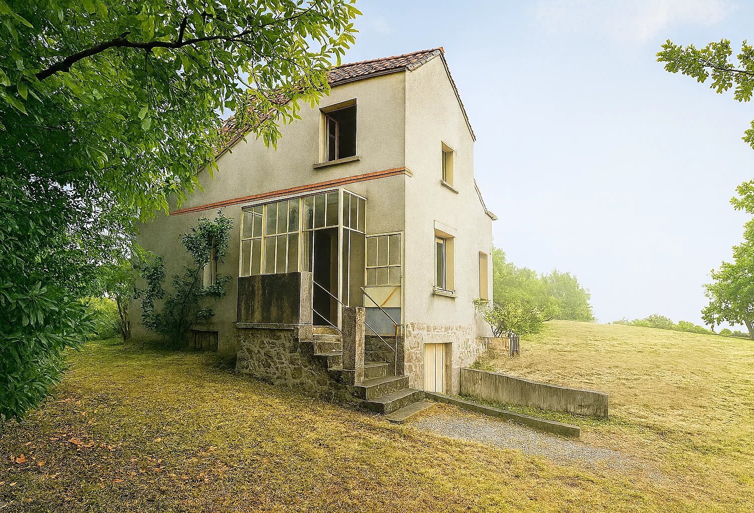 Maison et grand terrain à vendre à Etagnac! — photo 1