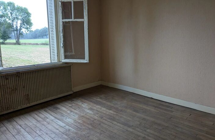 Maison et grand terrain à vendre à Etagnac! — photo 2