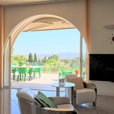 Maison 8 pièces 3950000 €