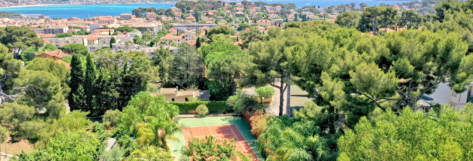 Maison 8 Pièces 490 m² à vendre à Sanary-sur-Mer (83110)