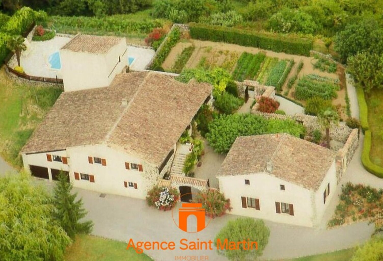 Mas — photo 1