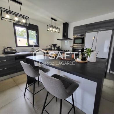 Maison 5 pièces 499550 €