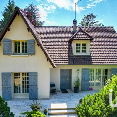 Maison 7 pièces 450000 €