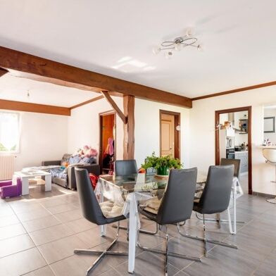 Maison 7 pièces 215660 €