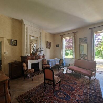 Maison 8 pièces 276120 €