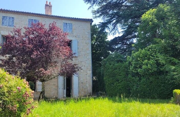 Maison en pierre de 8 pièces principales — photo 2