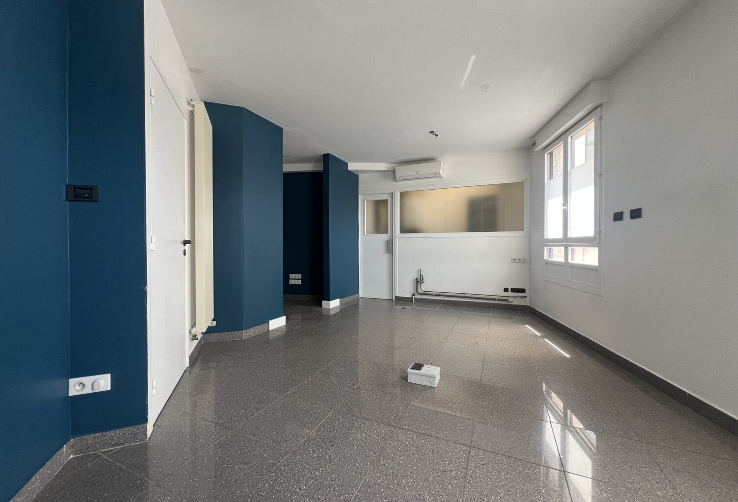 local professionnel centre Mornant — photo 1