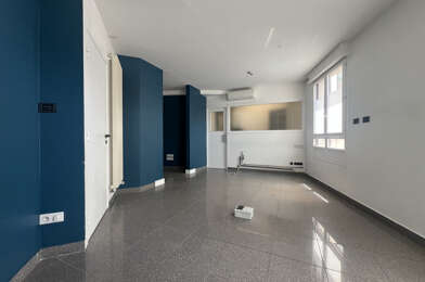 Commerce  650 €