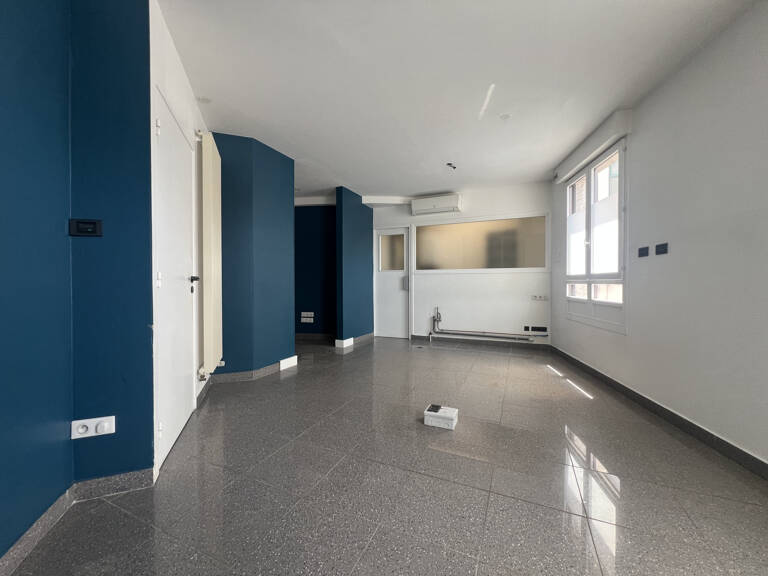 local professionnel centre Mornant — photo 1