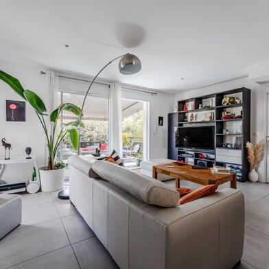 Maison 4 pièces 599500 €