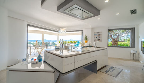 Villa / Maison 7 pièces  à vendre Sainte-Maxime 83120