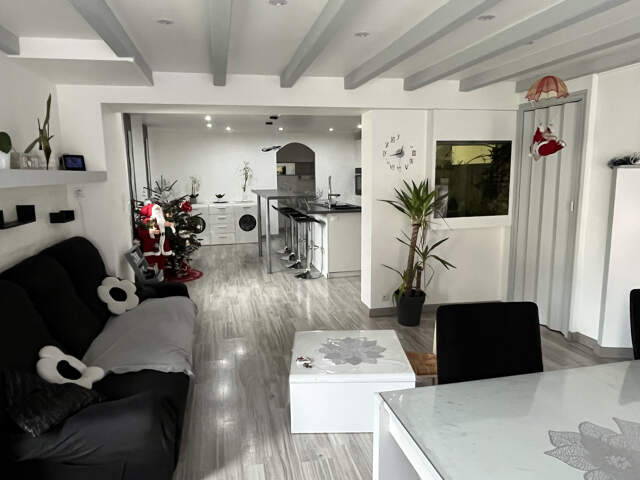 Maison T5 sur terrain de 350 m2 environ — photo du bien
