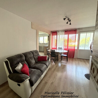 Appartement 4 pièces 211000 €