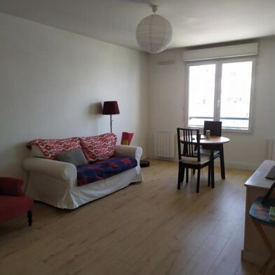 Appartement 2 pièces 745 €