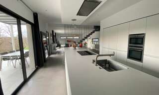 Maison 5 Pièces 207 m² à vendre à Saint-Genis-Laval (69230)