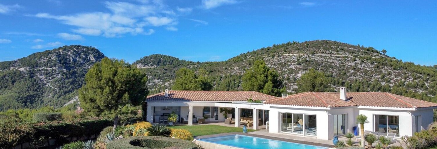 Maison 5 Pièces 330 m² à vendre à Ollioules (83190)