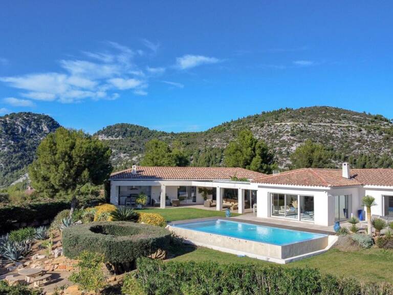 A VENDRE OLLIOULES 83190 VILLA CONTEMPORAINE 8 PIECES 4 CHAMBRES VUE MER PANORAMIQUE JARDIN PAYSAGER — photo 1